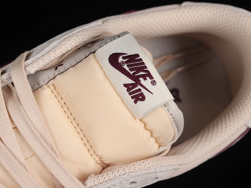 All Categories Air Jordan Jordan Series Basketball Shoes Air Jordan 1 Low Travis Scott x Air Jordan 1 Low OG AJ1 Joe 1 Reversed Overhook Joint Style Casual Sports Basketball Shoes DM7866-888